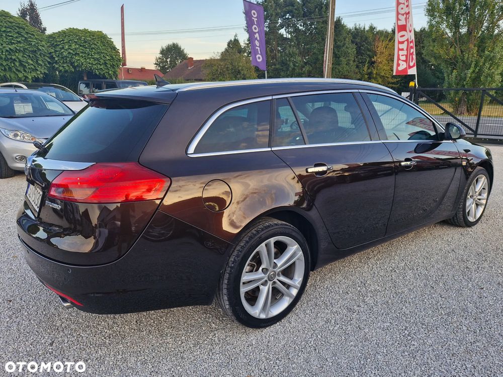 Opel Insignia - 10
