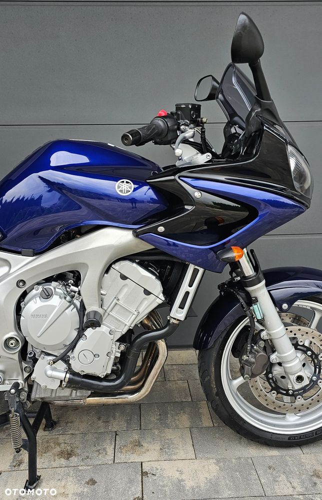 Yamaha FZ6 - 15