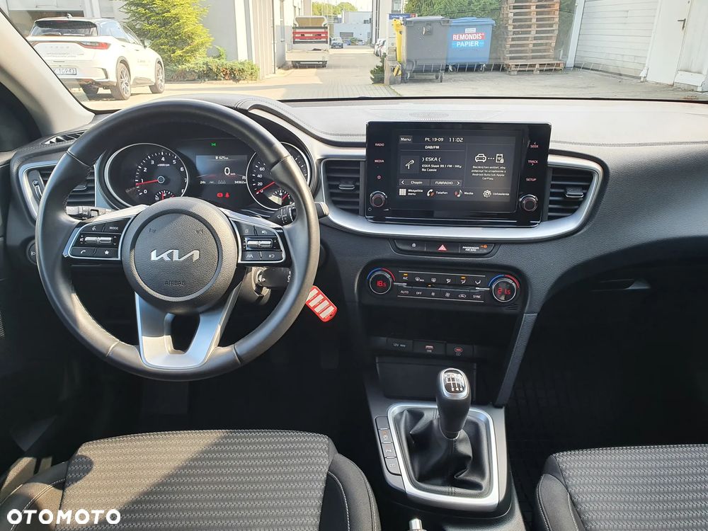 Kia Ceed 1.5 T-GDI M - 28