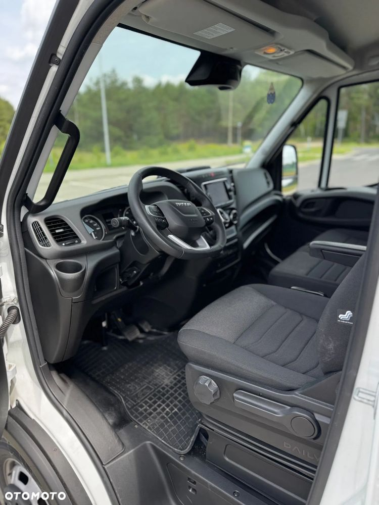 Iveco DAILY - 33