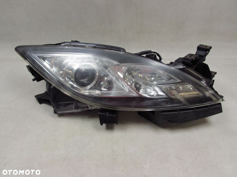 MAZDA 6 GH 08-13 LAMPA REFLEKTOR PRAWY PRZOD UK - 1