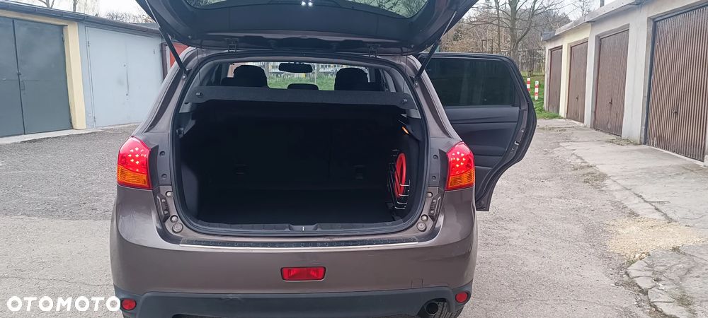 Mitsubishi ASX 1.6 Inform - 8