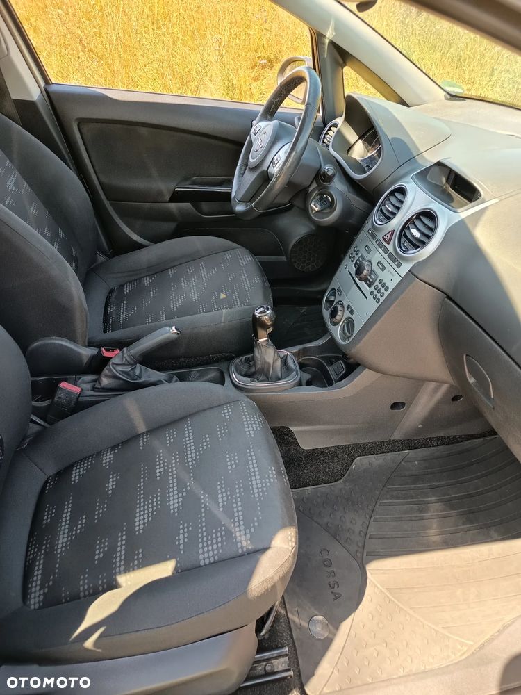 Opel Corsa - 17