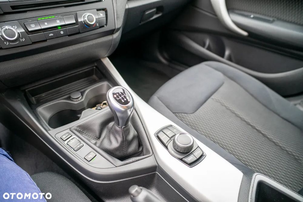 BMW Seria 1 118i Urban Line - 34