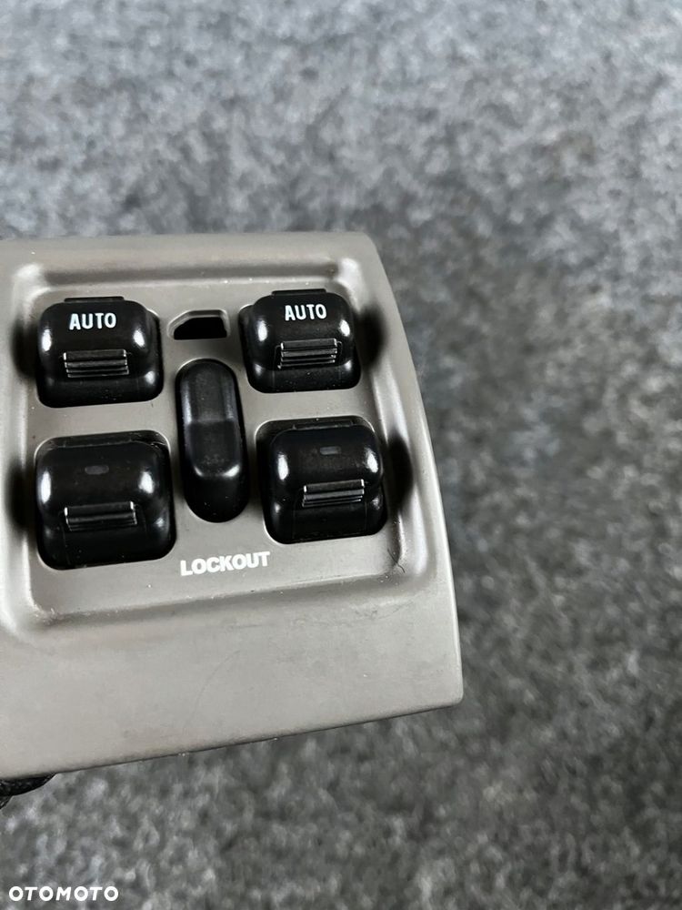 przełącznik panel sterowania szyb chrysler pt cruiser I 0UK931L8AA - 4