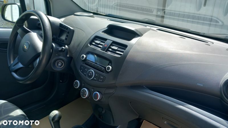 Chevrolet Spark 1.0 LS - 6