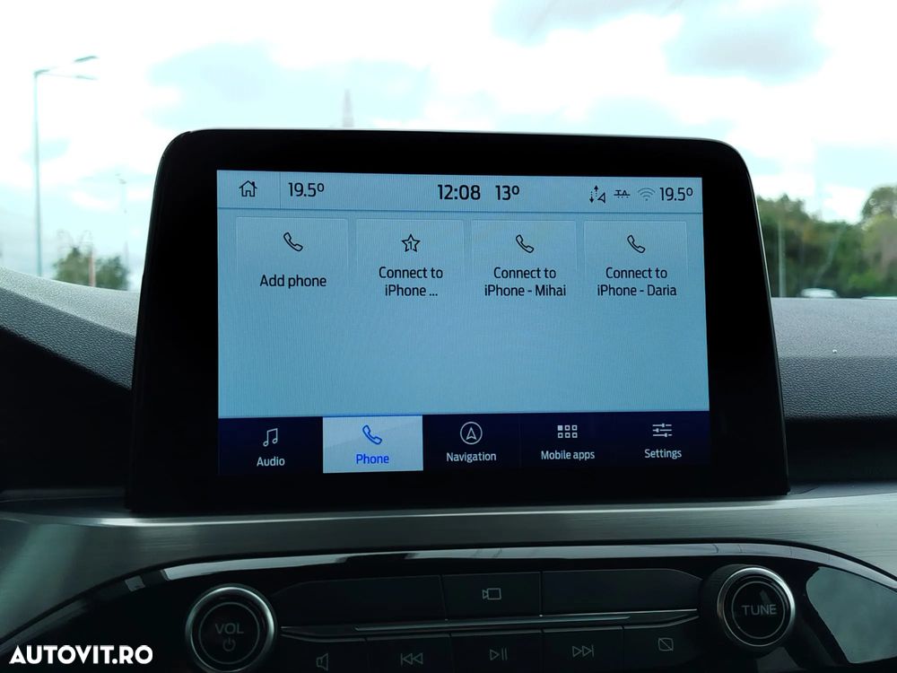 Ford Kuga - 22