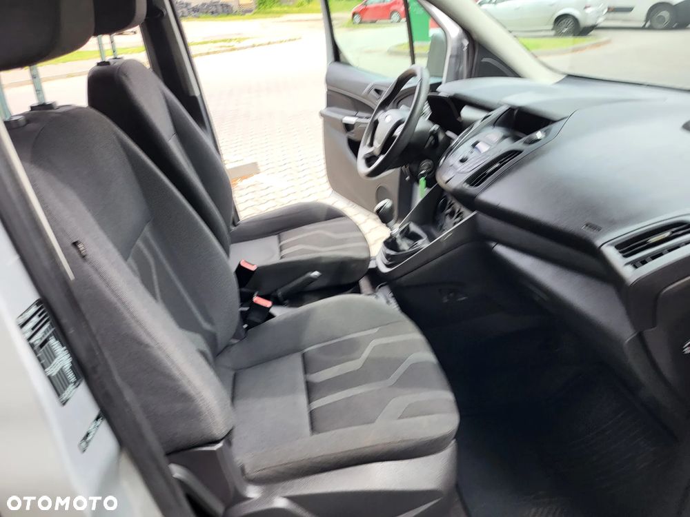 Ford Transit Connect - 17