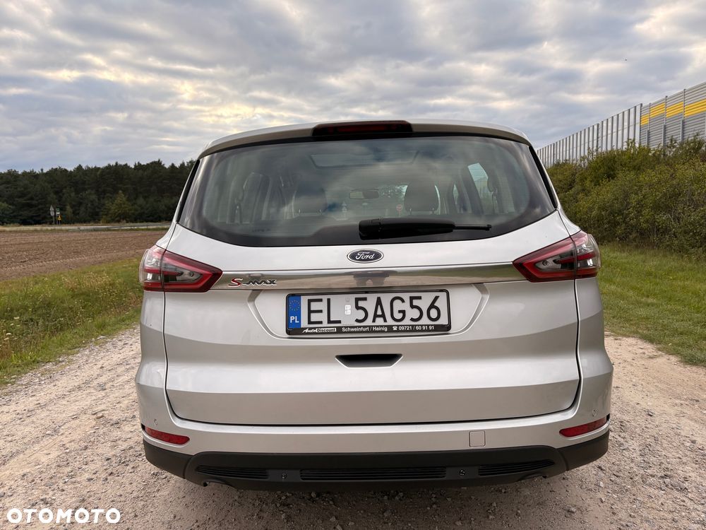 Ford S-Max 2.0 TDCi Titanium PowerShift - 6