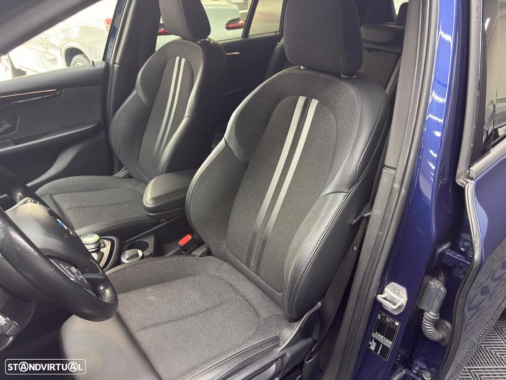 BMW 218 Gran Tourer d 7L Line Sport Auto - 37