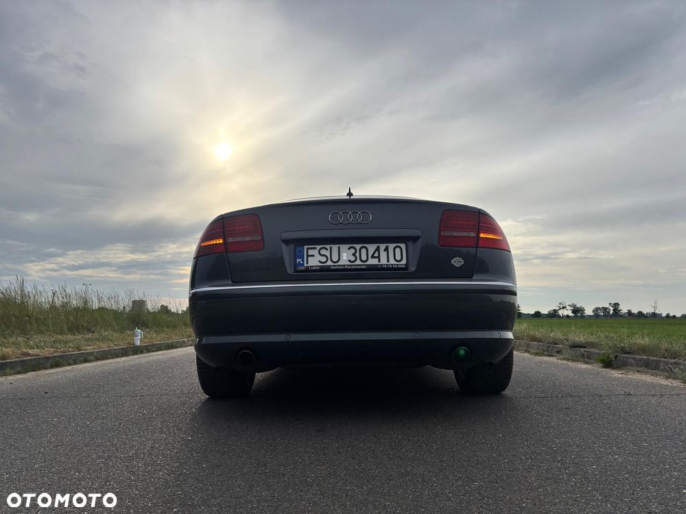 Audi A8 4.2 TDI Quattro - 11
