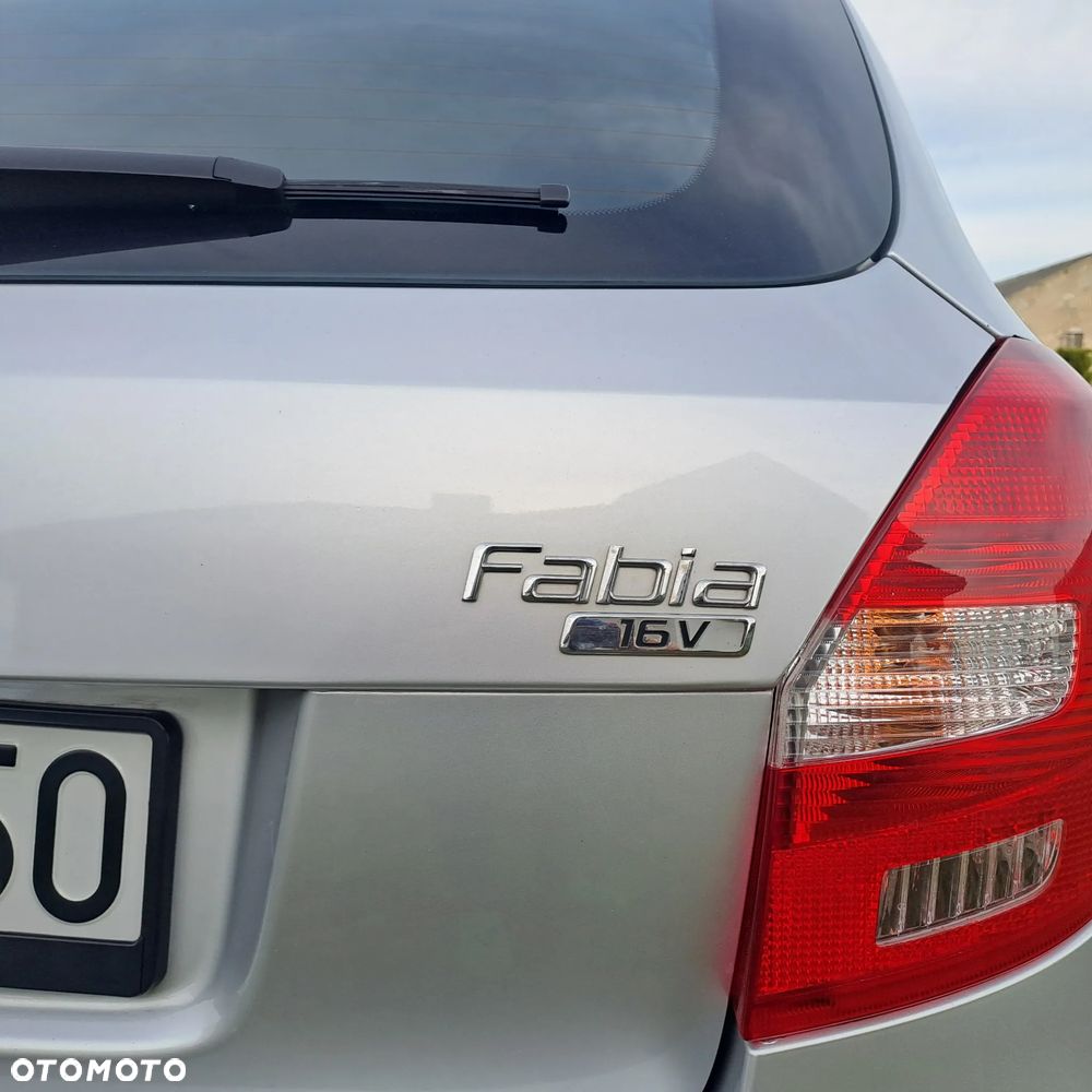 Skoda Fabia 1.4 16V Elegance Plus - 11