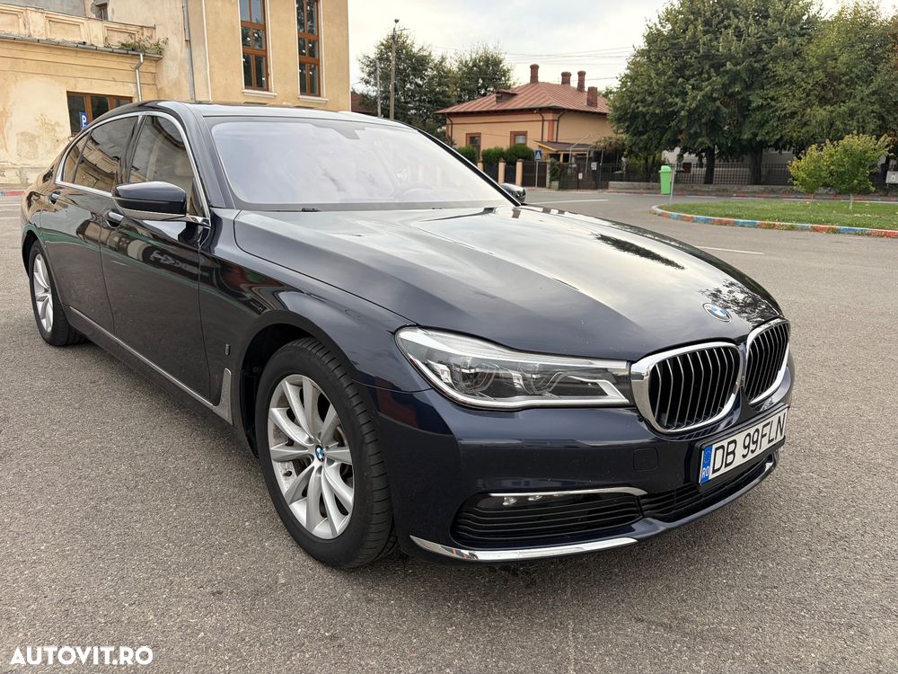 BMW Seria 7 2018 photo 3
