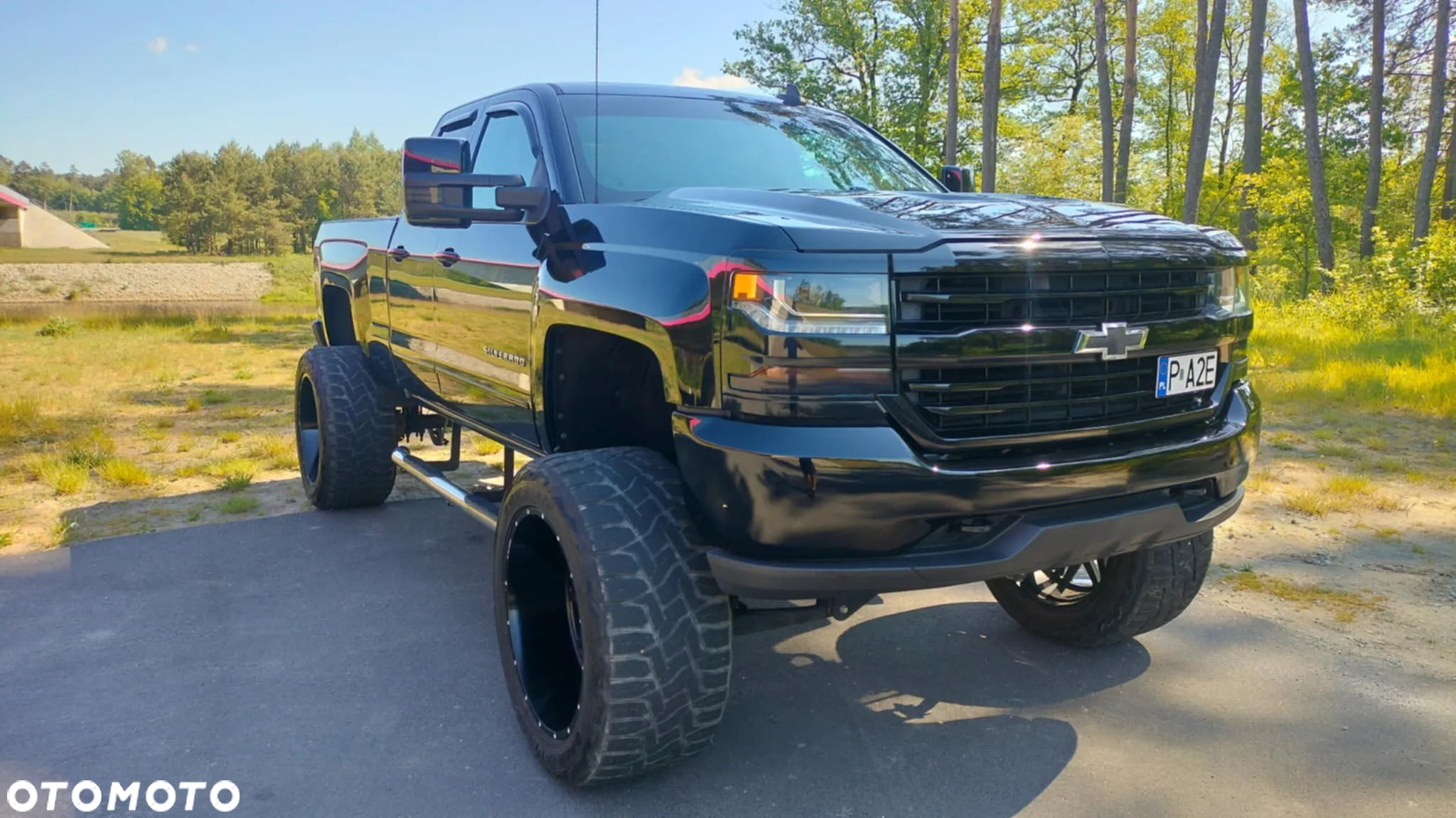 Chevrolet Silverado - 22