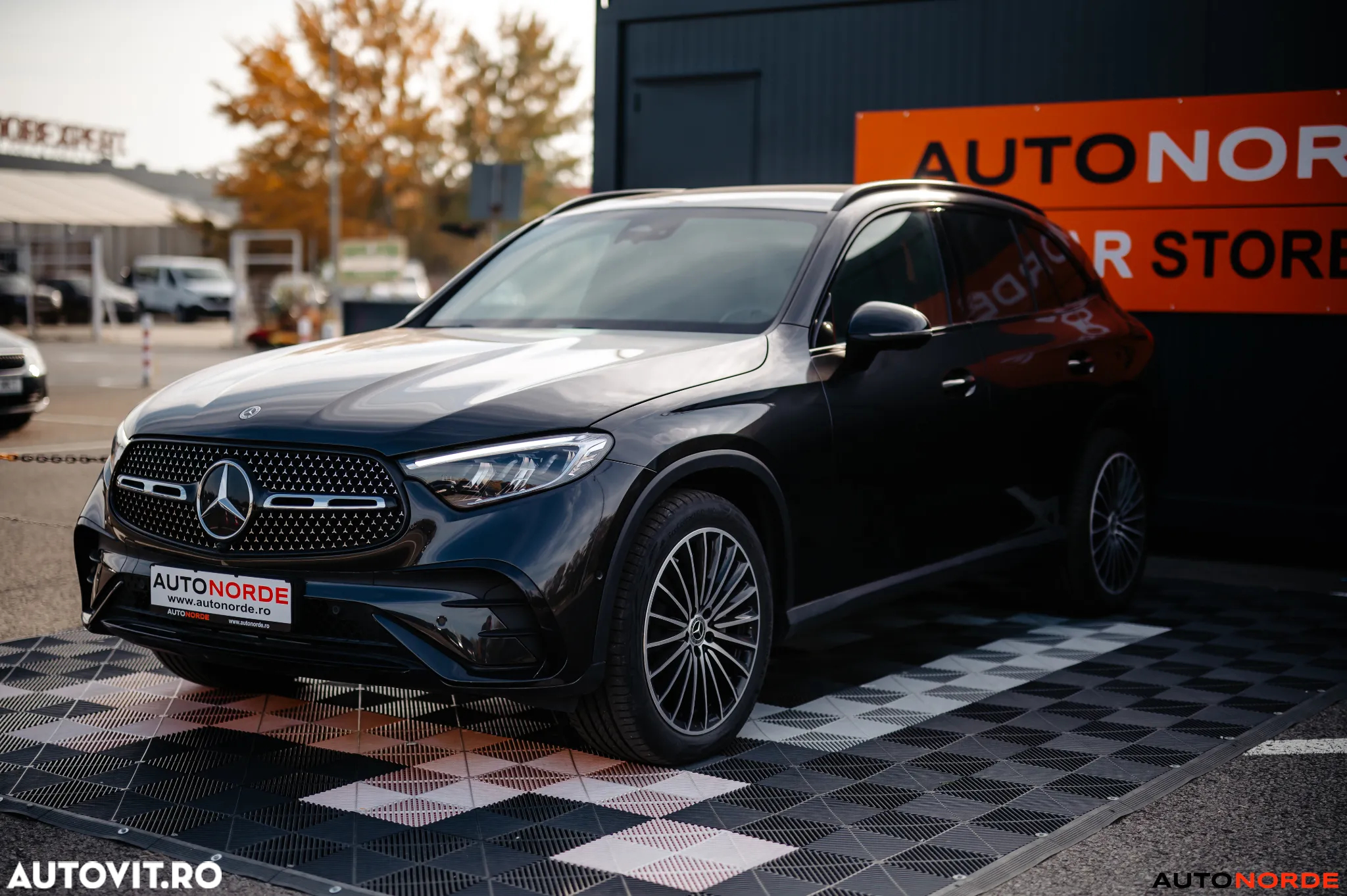 Mercedes-Benz GLC 220 d 4Matic 9G-TRONIC AMG Line Advanced - 3