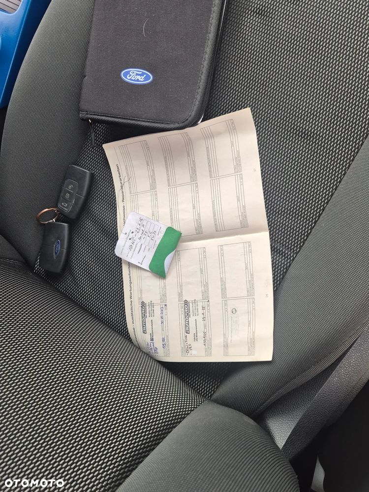 Ford Kuga 2.0 TDCi 2x4 Trend - 17