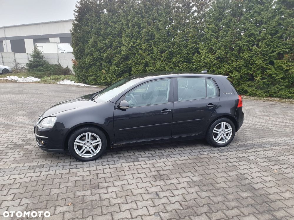 Volkswagen Golf 1.9 TDI Comfortline DSG - 4