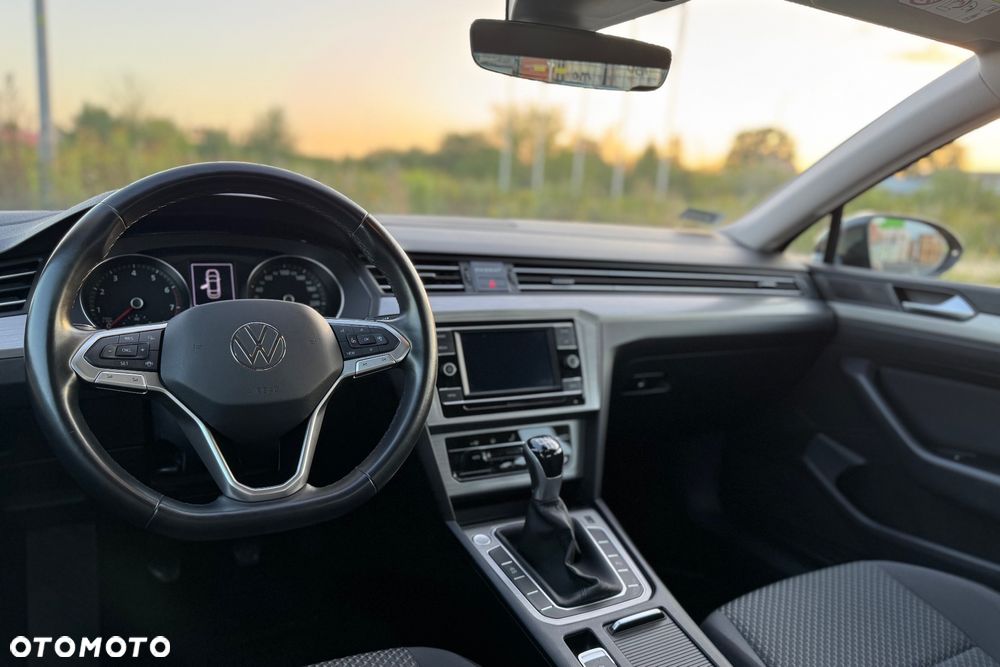 Volkswagen Passat 1.5 TSI EVO Essence - 29