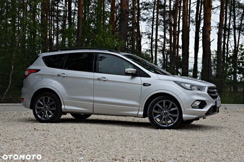 Ford Kuga - 17