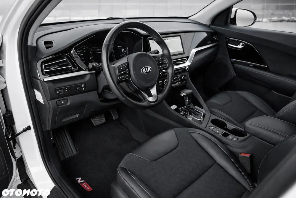 Kia Niro 1.6 GDI Hybrid L Business Line - 7