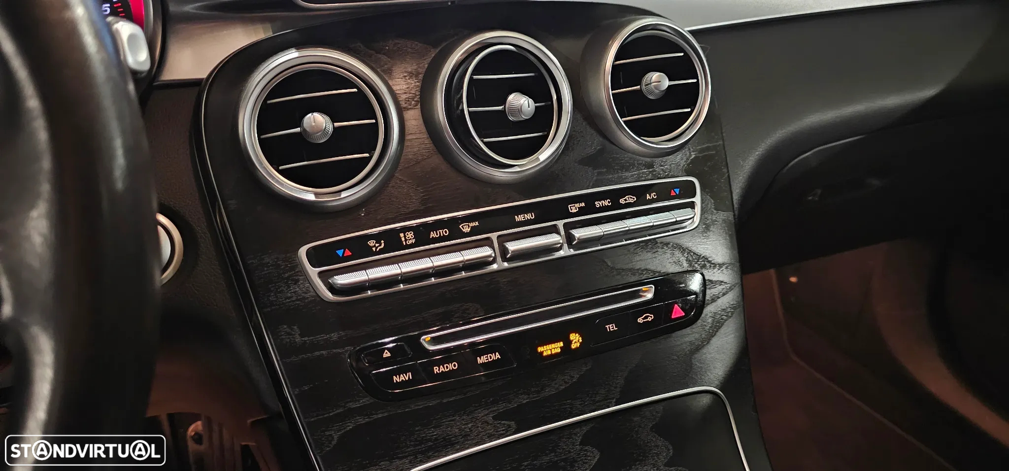 Mercedes-Benz GLC 220 - 19