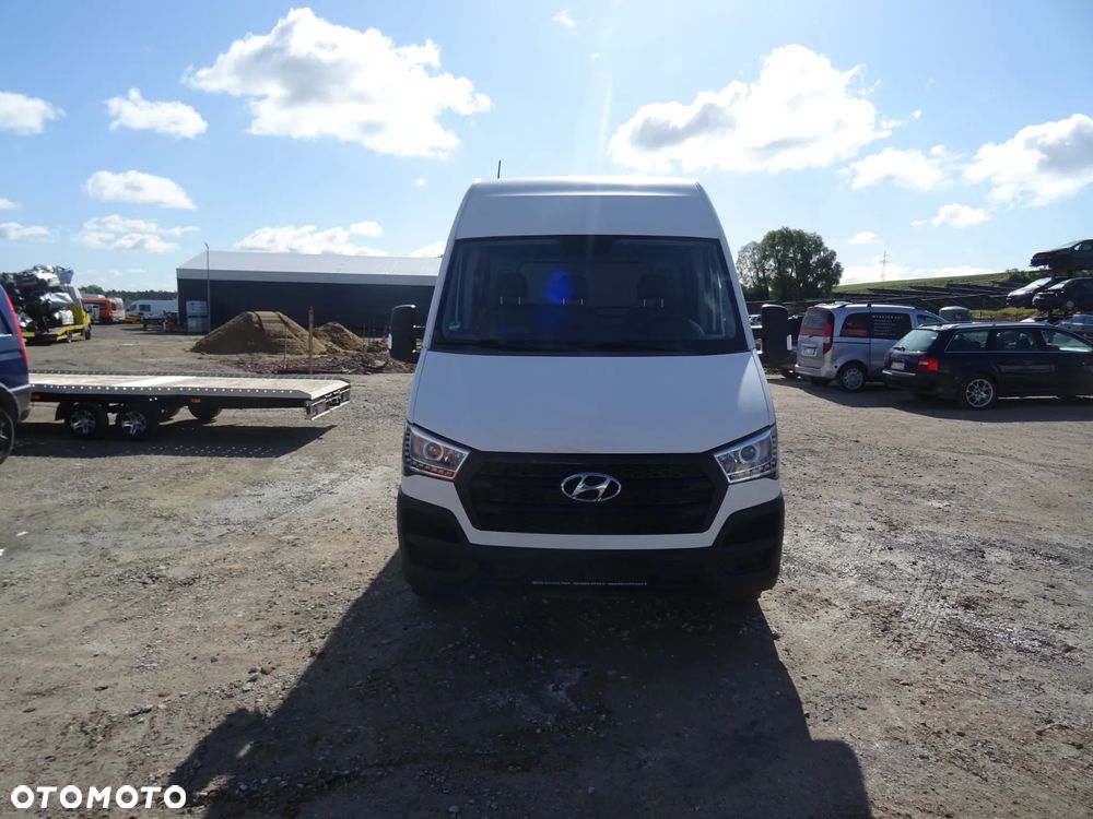 Hyundai H350 2019 biały na części drzwi maska zderzak błotnik lampa lusterko - 14