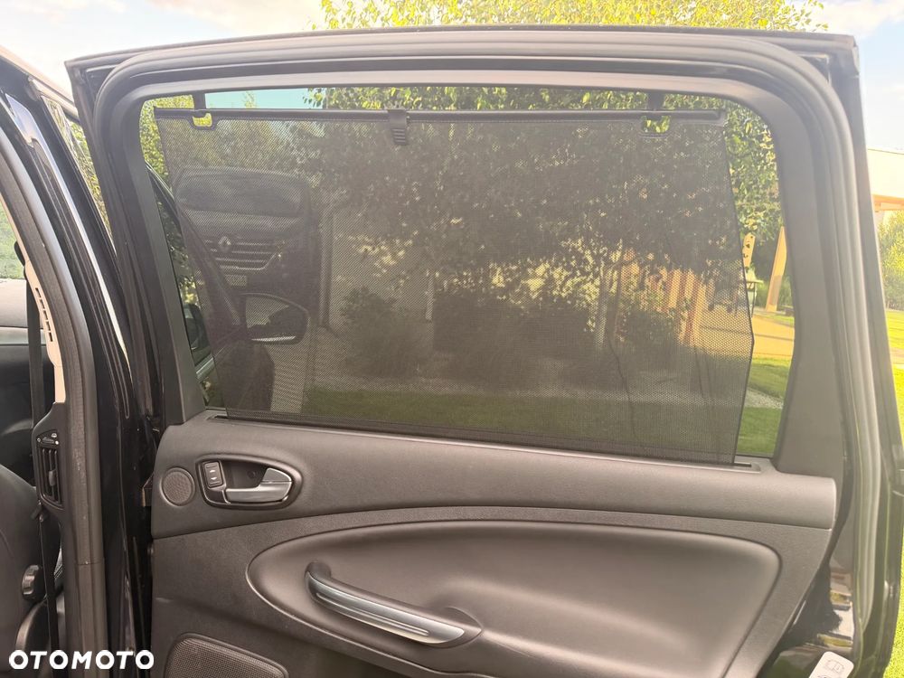 Ford S-Max 2.0 TDCi DPF Titanium - 26