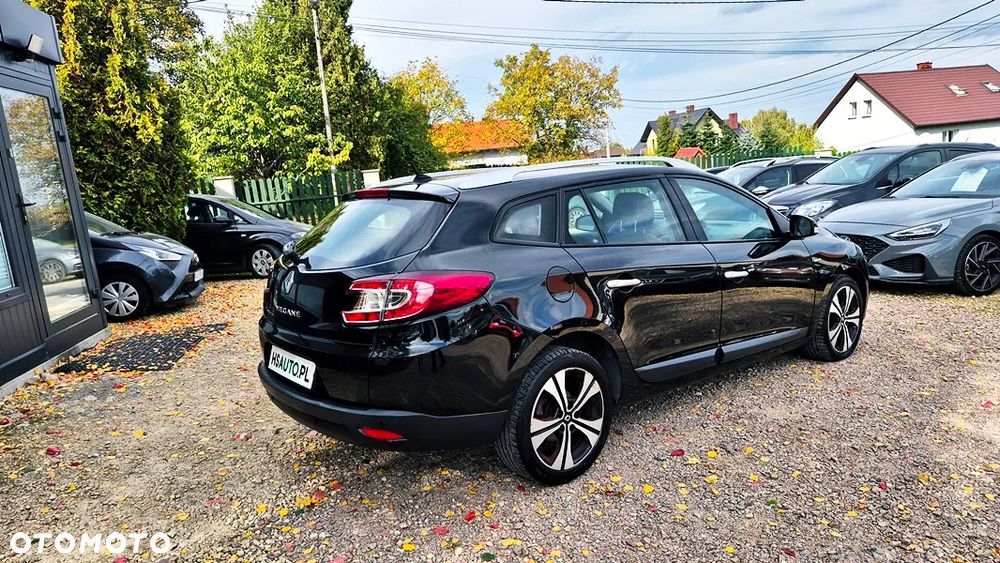 Renault Megane 2.0 16V Bose Edition CVT - 13