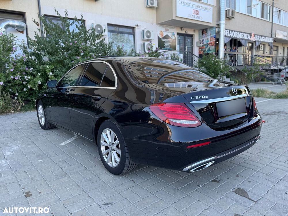 Mercedes-Benz E 220 d 9G-TRONIC - 13