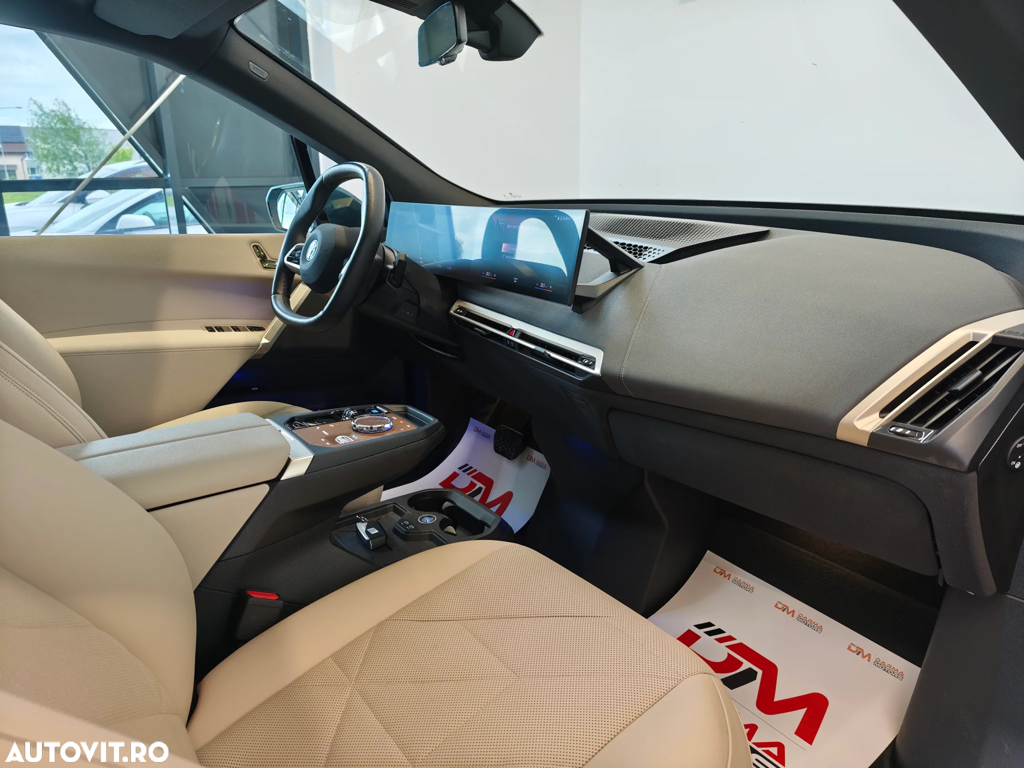 BMW iX xDrive50 - 9