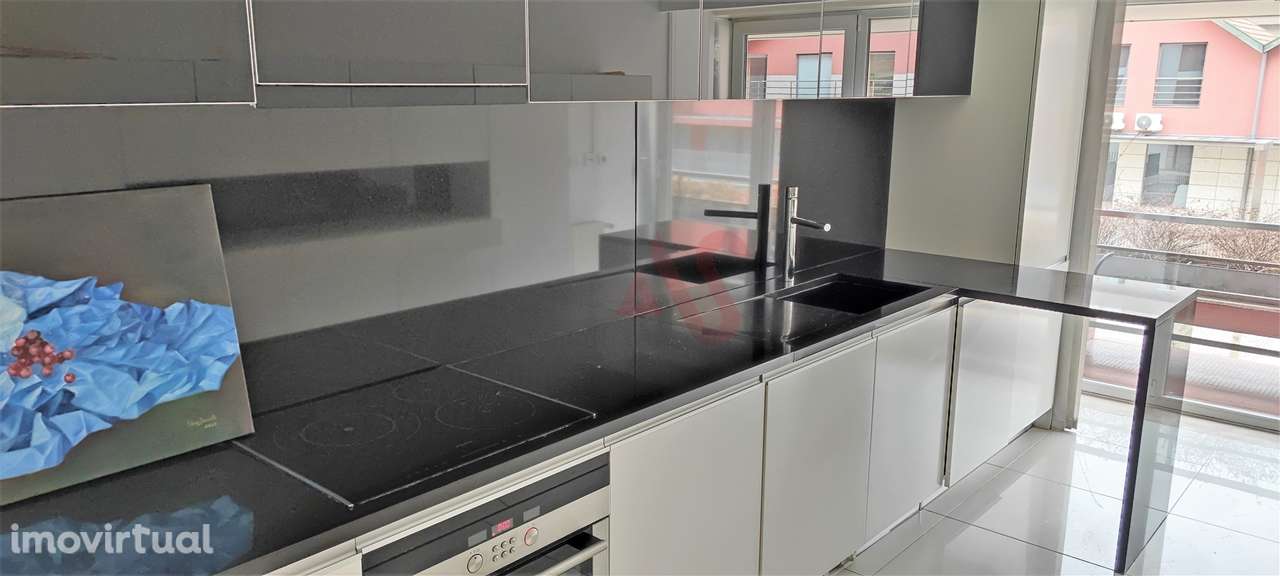 Apartamento T2+1 inserido no Condomínio Privado Villas Flor Alameda - Grande imagem: 4/19