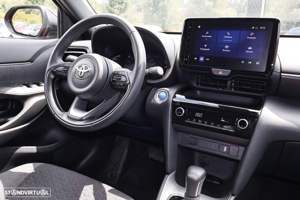 Toyota Yaris Cross 1.5 HDF Comfort Plus - 13