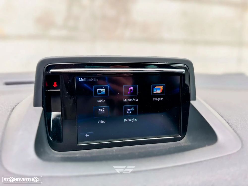 Renault Mégane Coupe 2.0 T RS - 32