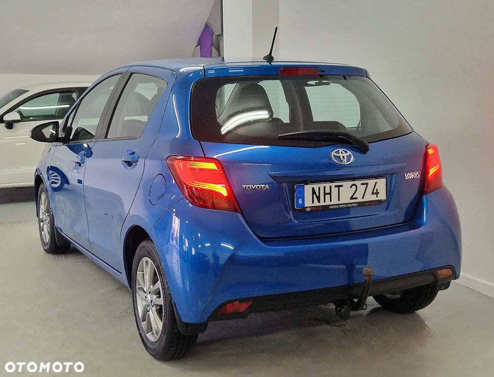 Toyota Yaris - 12