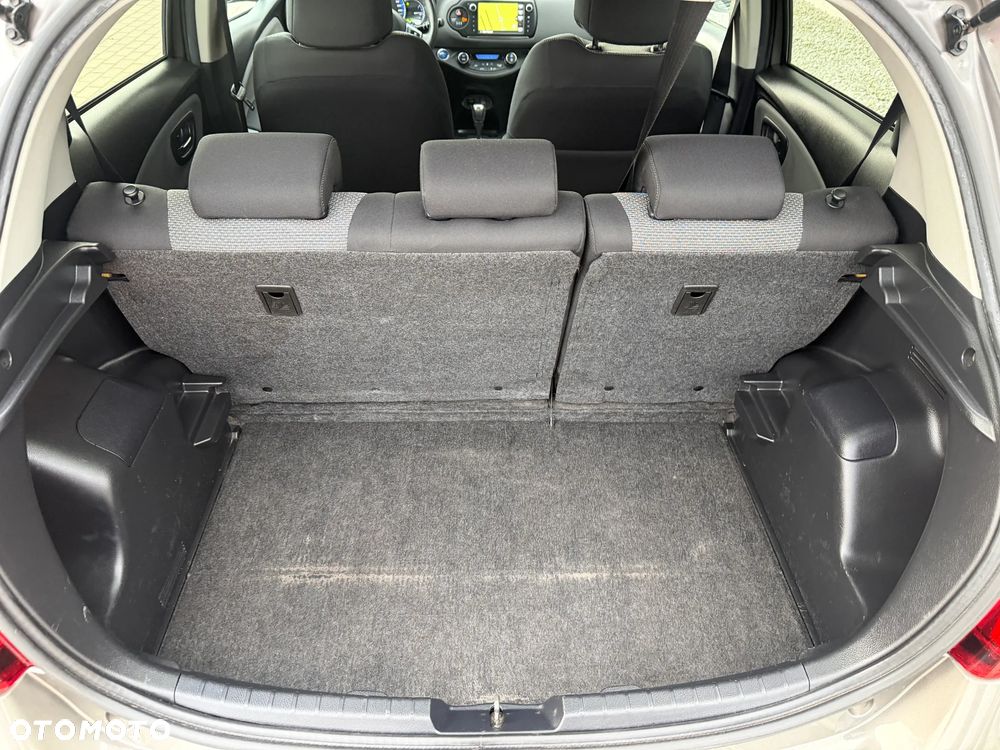 Toyota Yaris - 35