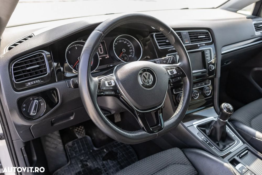 Volkswagen Golf 2.0 TDI BMT Highline - 9