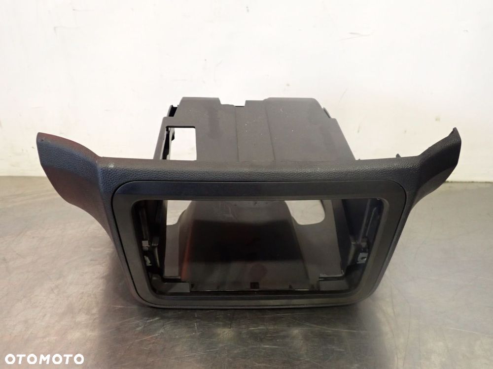 OBUDOWA KONSOLI SKODA ROOMSTER I LIFT - 1