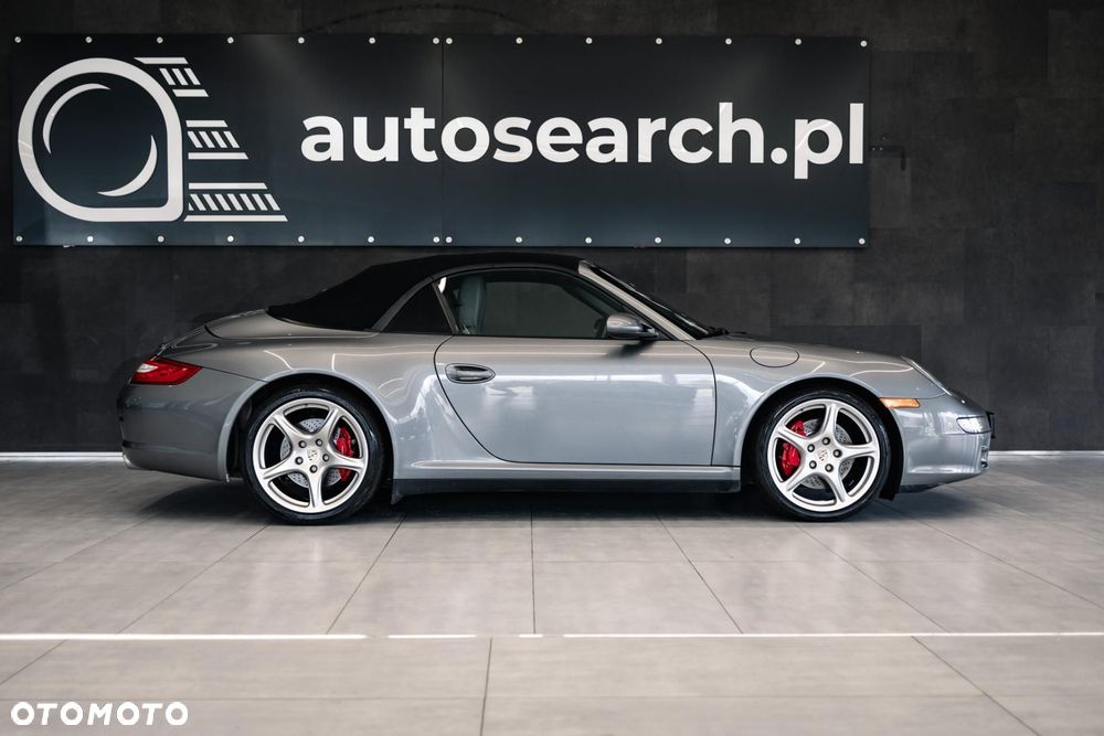 Porsche 911 Carrera 4S - 9