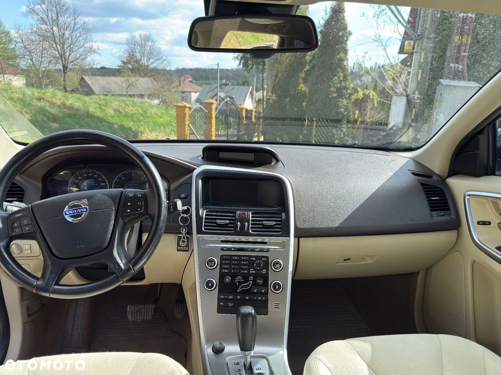 Volvo XC 60 2.4D AWD - 19