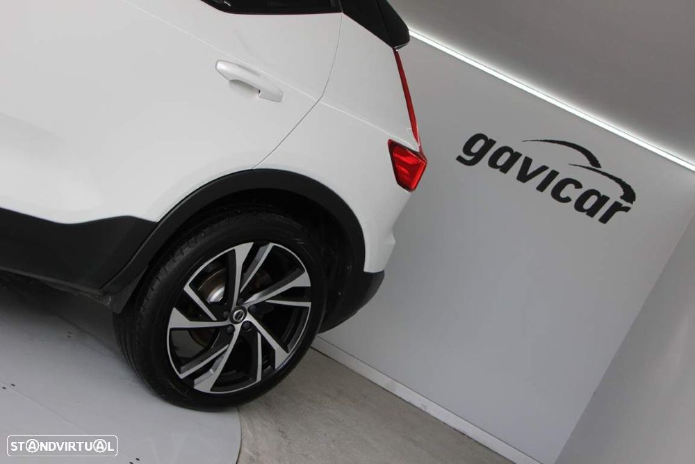 Volvo XC 40 1.5 T5 PHEV R-Design Expression - 3