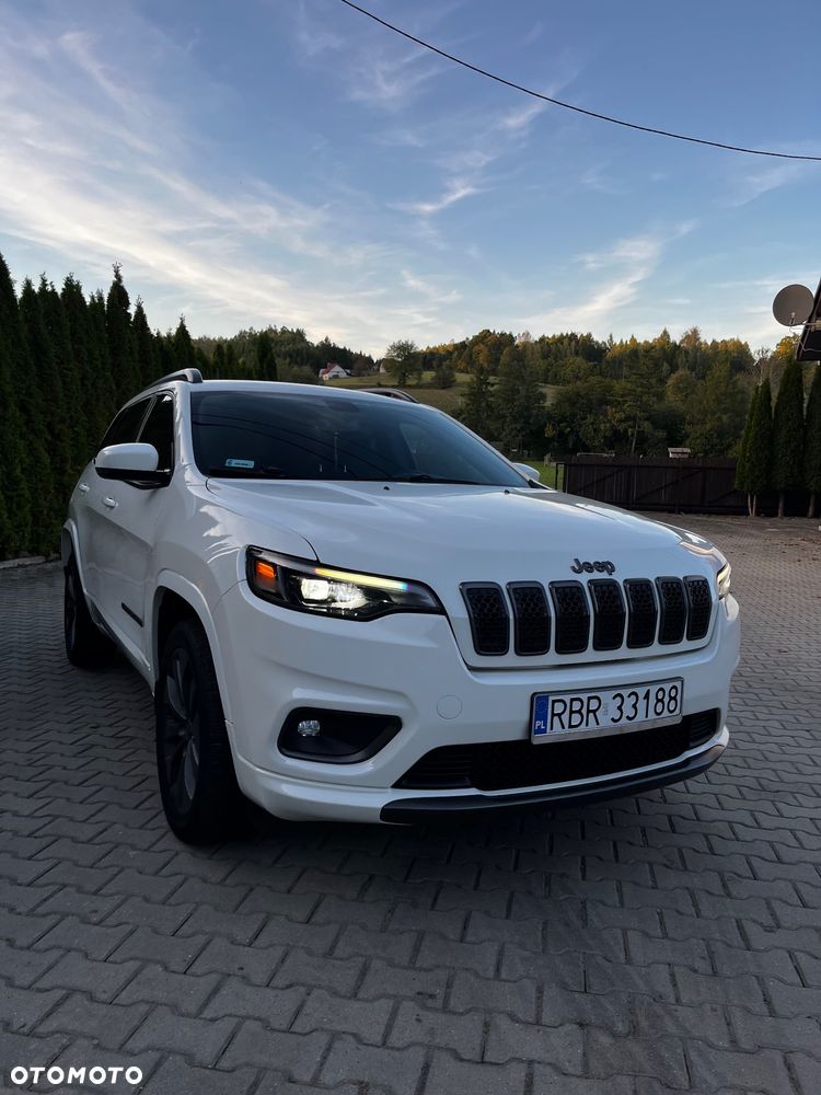 Jeep Cherokee - 4