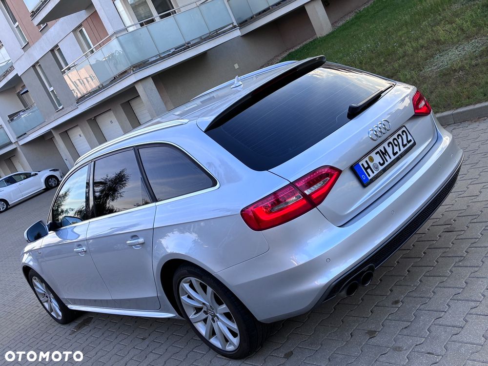 Audi A4 Avant 2.0 TDI DPF S line Sportpaket - 17