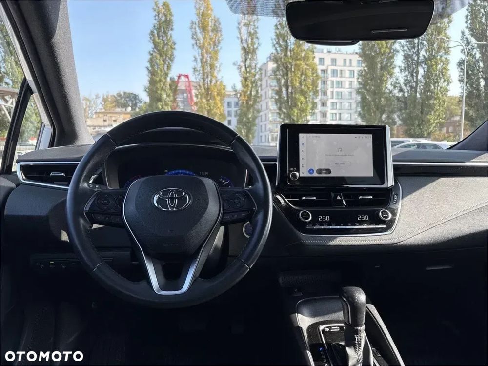 Toyota Corolla 1.8 Hybrid Comfort - 12