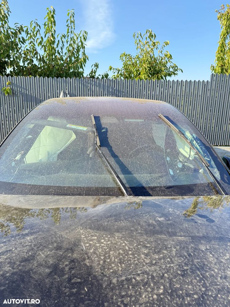 Tesla Model X - 1