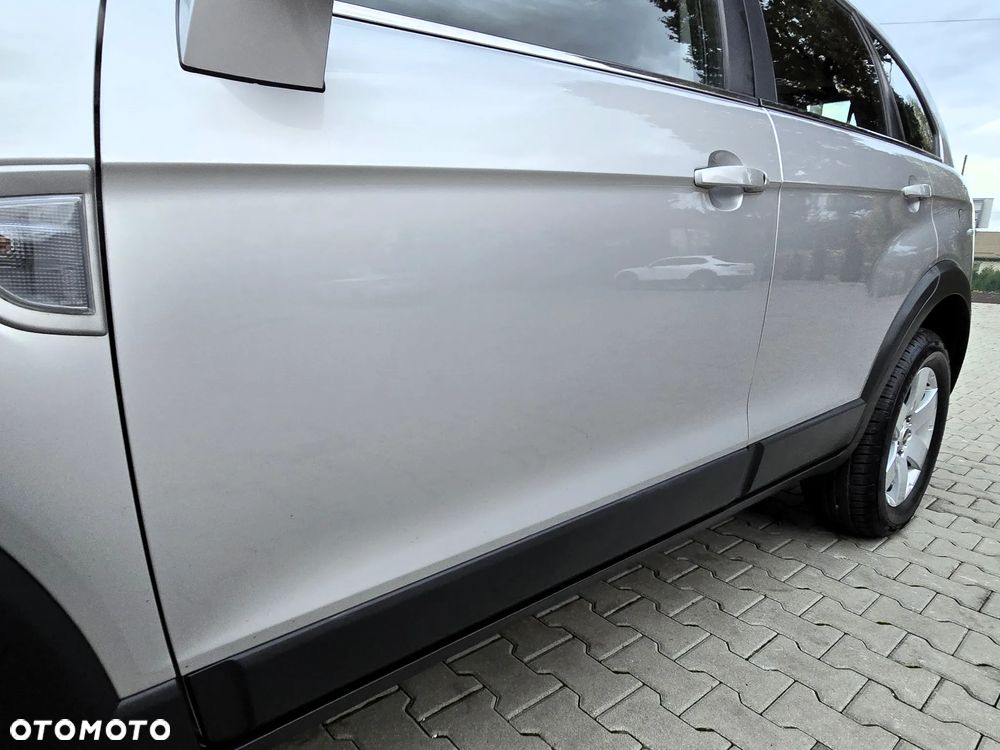 Chevrolet Captiva 2.4 4WD 7 Sitzer LT - 14