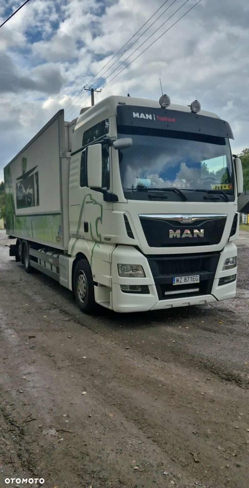 MAN TGX - 8