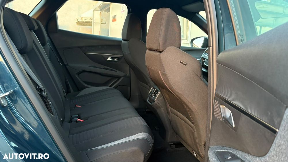 Peugeot 3008 - 25