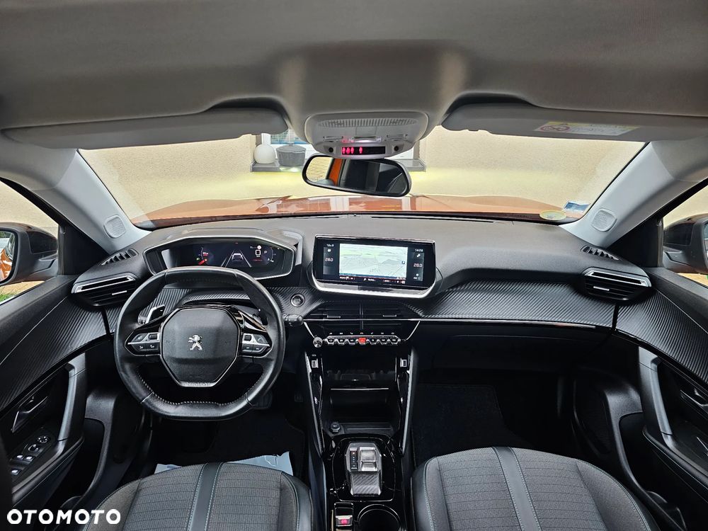 Peugeot 2008 1.5 BlueHDi Allure Pack S&S EAT8 - 34