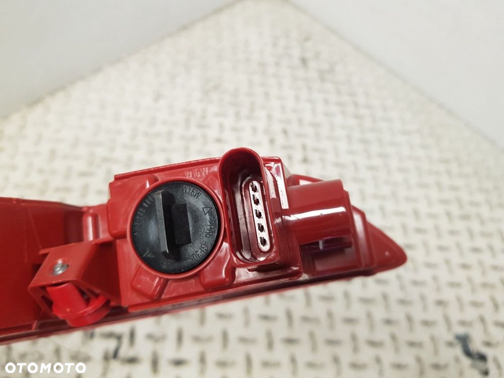 ORYGINALNA TYLNA PRAWA TYŁ PRAWA LAMPA W ZDERZAK AUDI Q3 I 1 11-14 8U0 8U0945096 - 6