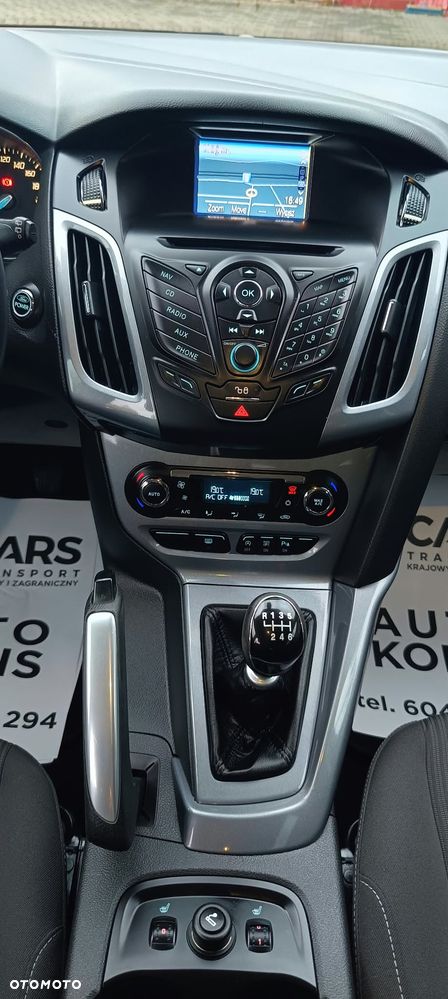 Ford Focus - 32